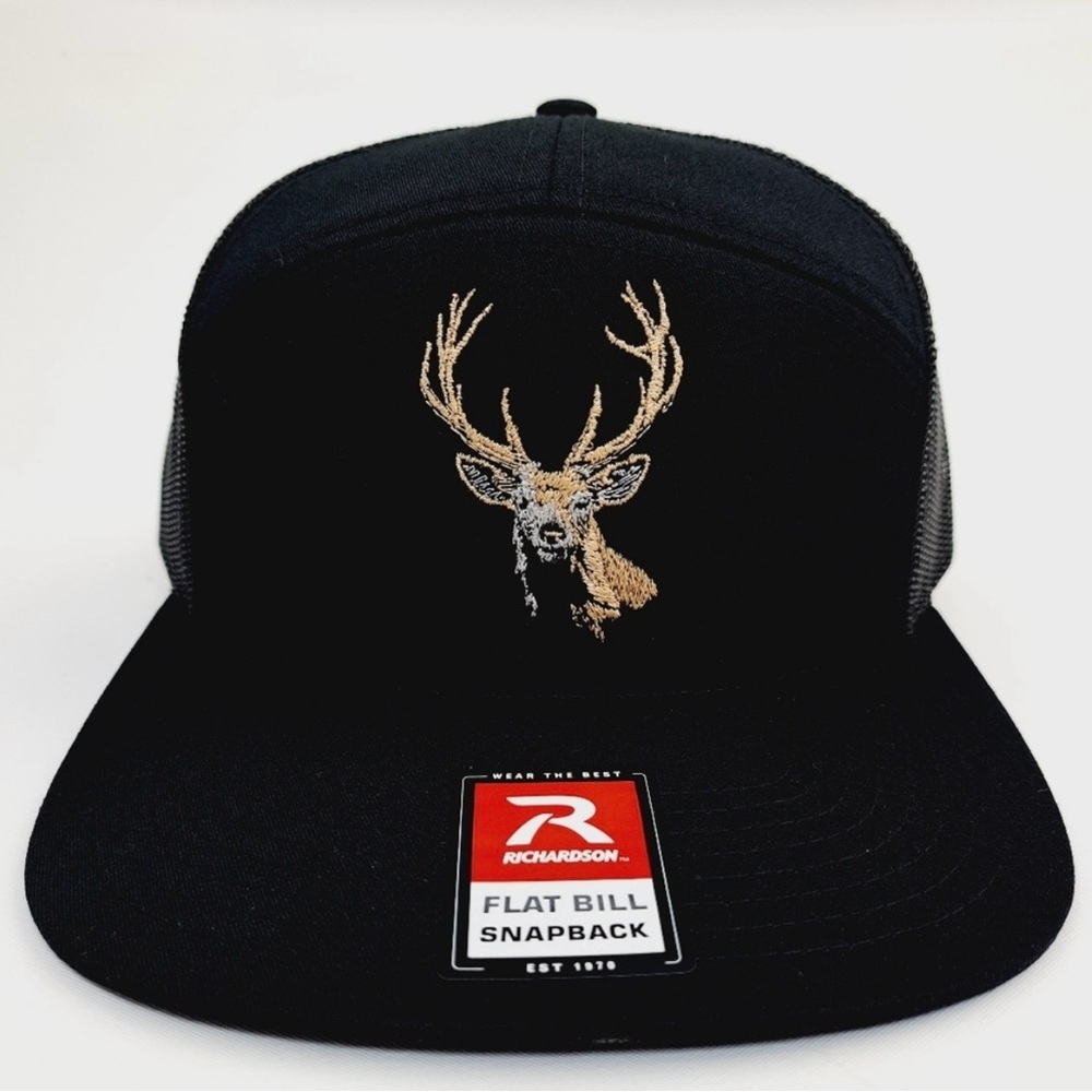 Buck Deer Swamp Donkey Richardson 168 7 Panel Flat Bill Trucker Mesh Snapback